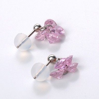 シルバースタッドピアス