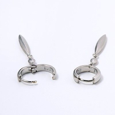 シルバーフープピアス