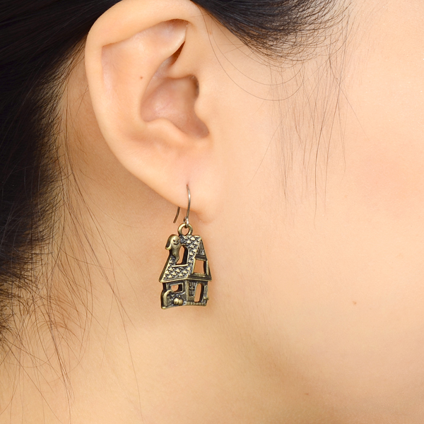 純チタンフックピアス