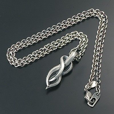 シルバーネックレス