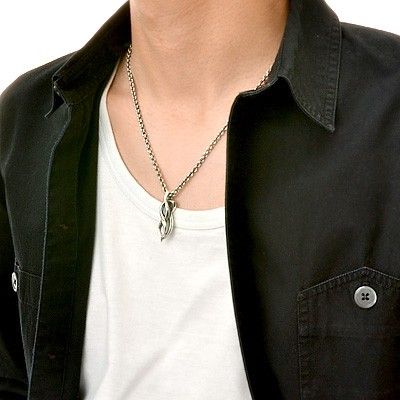 シルバーネックレス