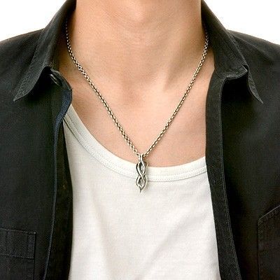 シルバーネックレス