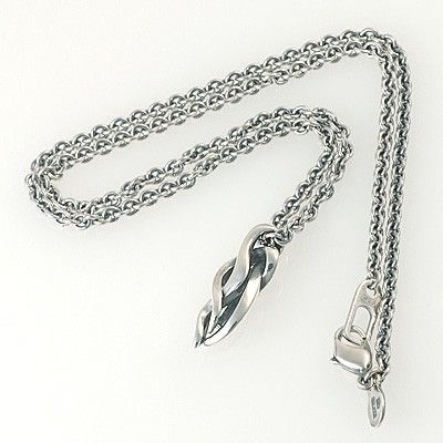 シルバーネックレス