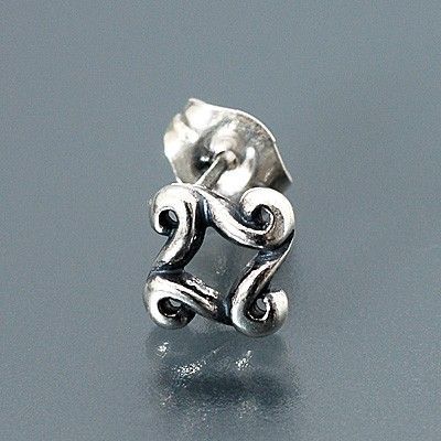 シルバースタッドピアス(片耳用)
