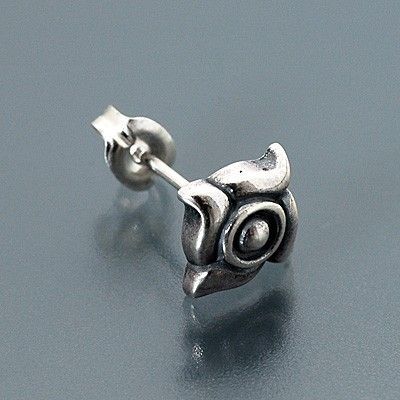 シルバースタッドピアス(片耳用)