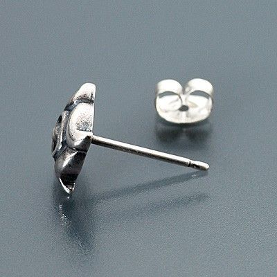 シルバースタッドピアス(片耳用)