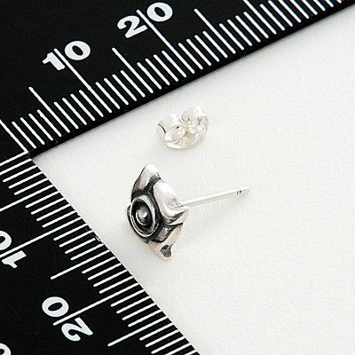 シルバースタッドピアス(片耳用)