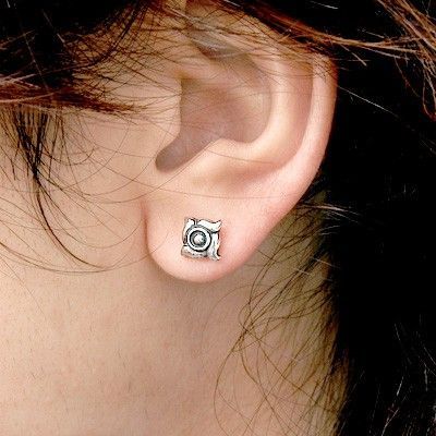 シルバースタッドピアス(片耳用)