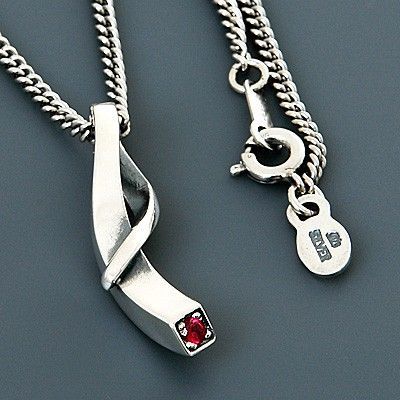 シルバーネックレス