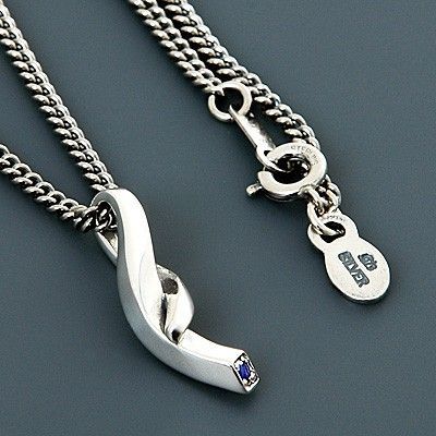 シルバーネックレス