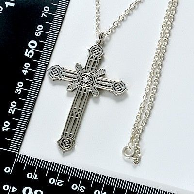 シルバーネックレス