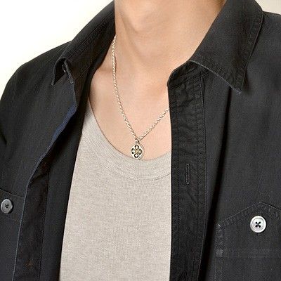 シルバーネックレス
