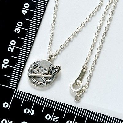 シルバーネックレス