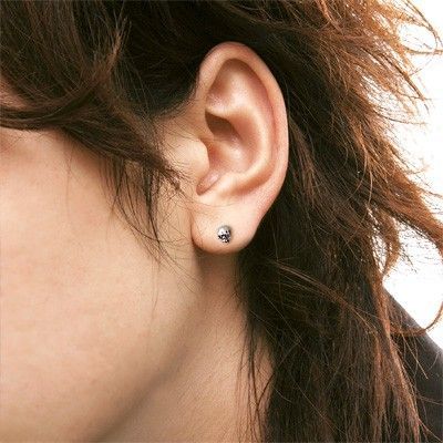 シルバースタッドピアス(片耳用)