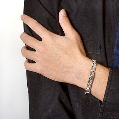 シルバーブレスレット