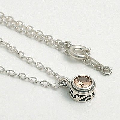 シルバーネックレス