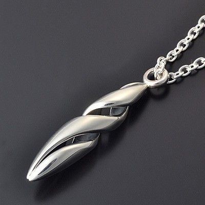 シルバーネックレス