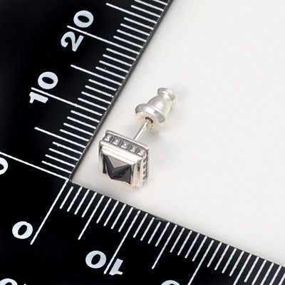 シルバースタッドピアス(片耳用)