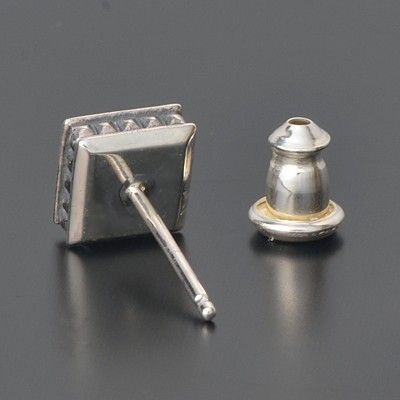 シルバースタッドピアス(片耳用)