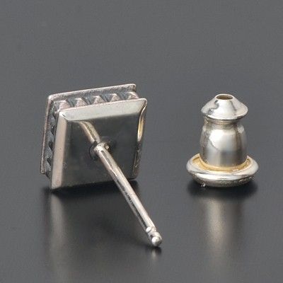 シルバースタッドピアス(片耳用)