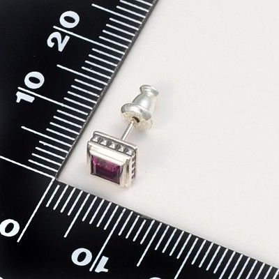 シルバースタッドピアス(片耳用)