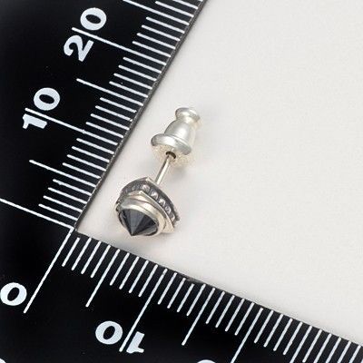 シルバースタッドピアス(片耳用)