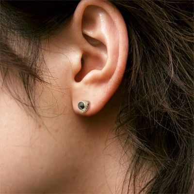 シルバースタッドピアス(片耳用)