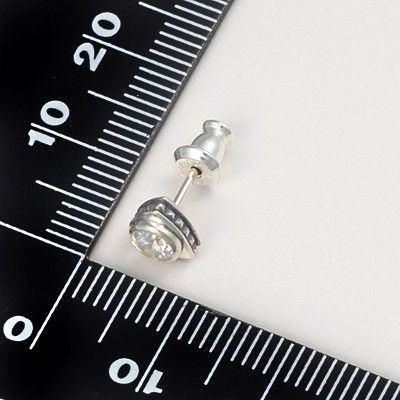 シルバースタッドピアス(片耳用)