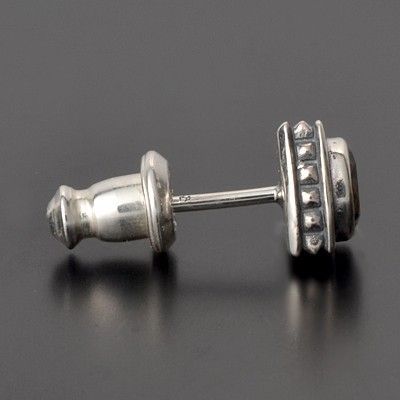 シルバースタッドピアス(片耳用)