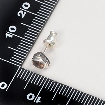 シルバースタッドピアス(片耳用)
