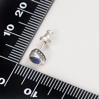 シルバースタッドピアス(片耳用)
