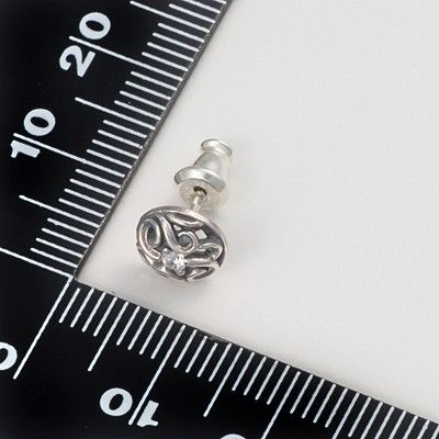 シルバースタッドピアス(片耳用)