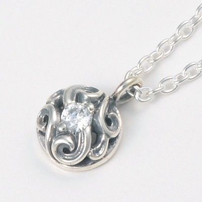 シルバーネックレス