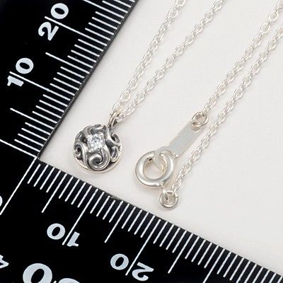 シルバーネックレス