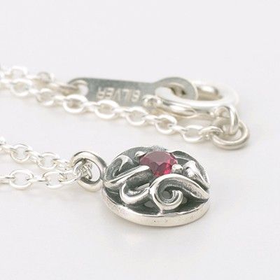 シルバーネックレス