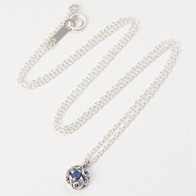 シルバーネックレス