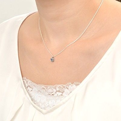 シルバーネックレス