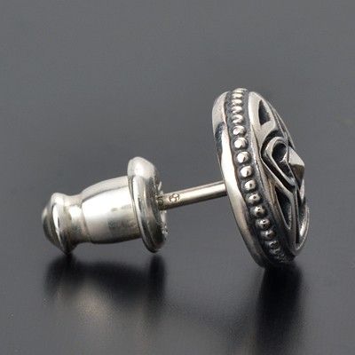 シルバースタッドピアス(片耳用)