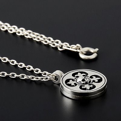 シルバーネックレス