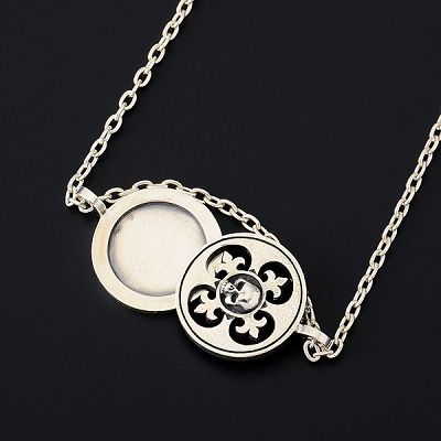 シルバーネックレス