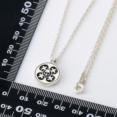 シルバーネックレス