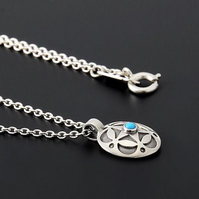 シルバーネックレス