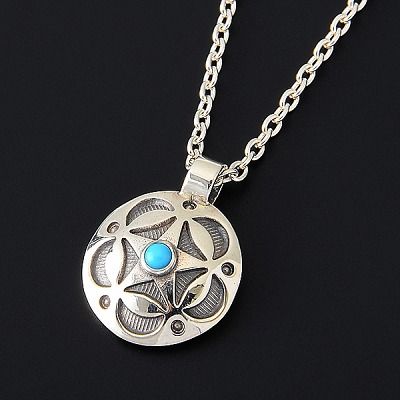 シルバーネックレス