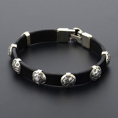 レザーブレスレット