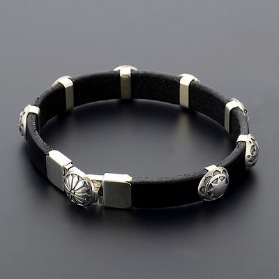 レザーブレスレット