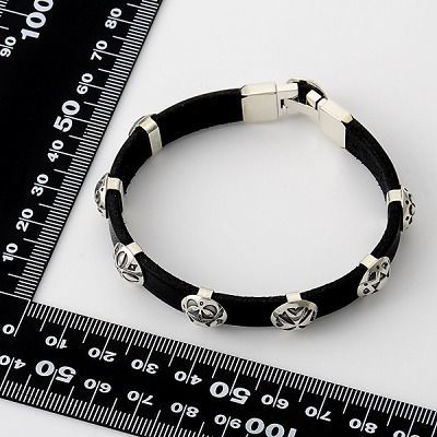 レザーブレスレット