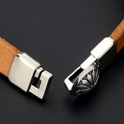 レザーブレスレット