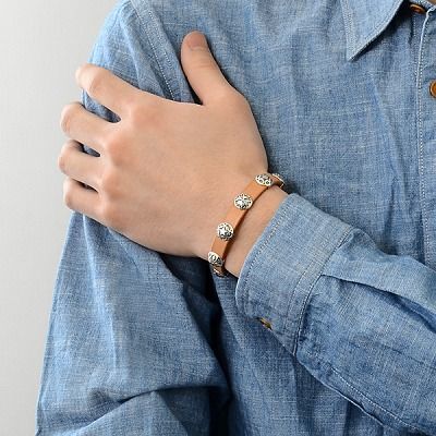 レザーブレスレット