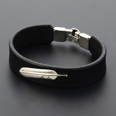 レザーブレスレット