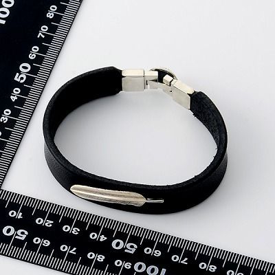 レザーブレスレット